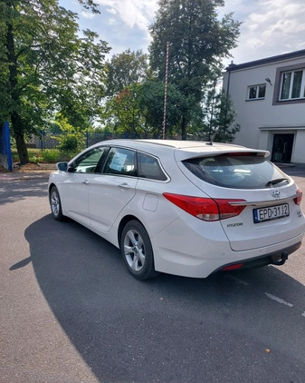 Hyundai i40 cena 37700 przebieg: 192000, rok produkcji 2015 z Międzyzdroje małe 37